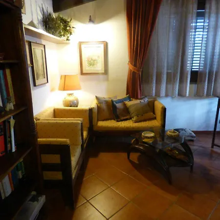 Amalia - Mansarda Apartment Cinisi